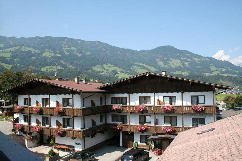 Gastehaus Daum Casa de hóspedes Fügen Exterior foto